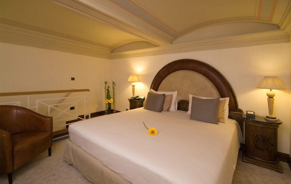Nh Collection Carlo Iv Hotel Praga