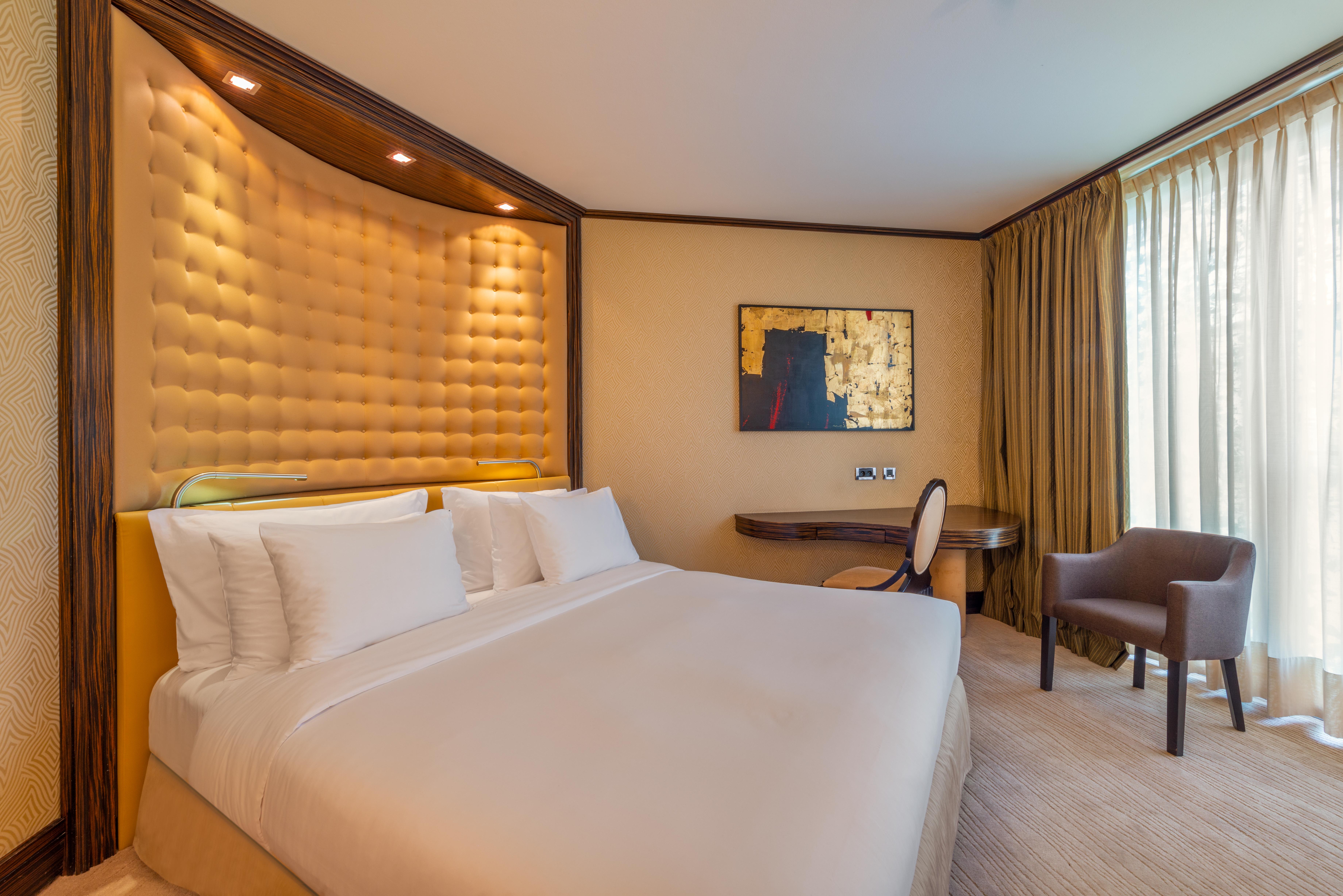 Hotel Nh Collection Carlo Iv Praga